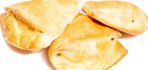 8 Filled Pizza Rolls Curry Chicken